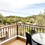 Monika Lefkada بيت ضيافة 3*