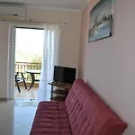 Monika Lefkada