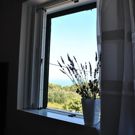Monika Lefkada Pensionat