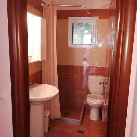 Monika Lefkada Pensionat Tsoukaládhes