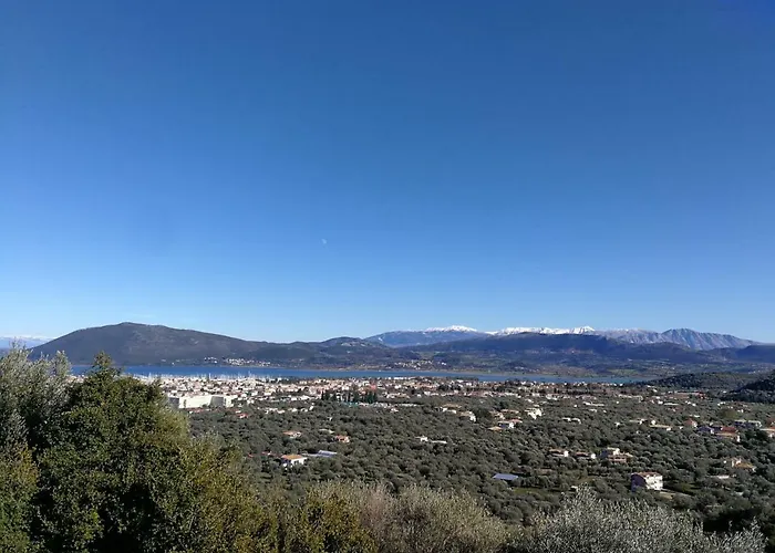 Monika Lefkada Гостевой дом Цукаладес